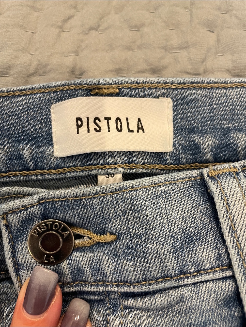 PISTOLA - Picture 2 of 4